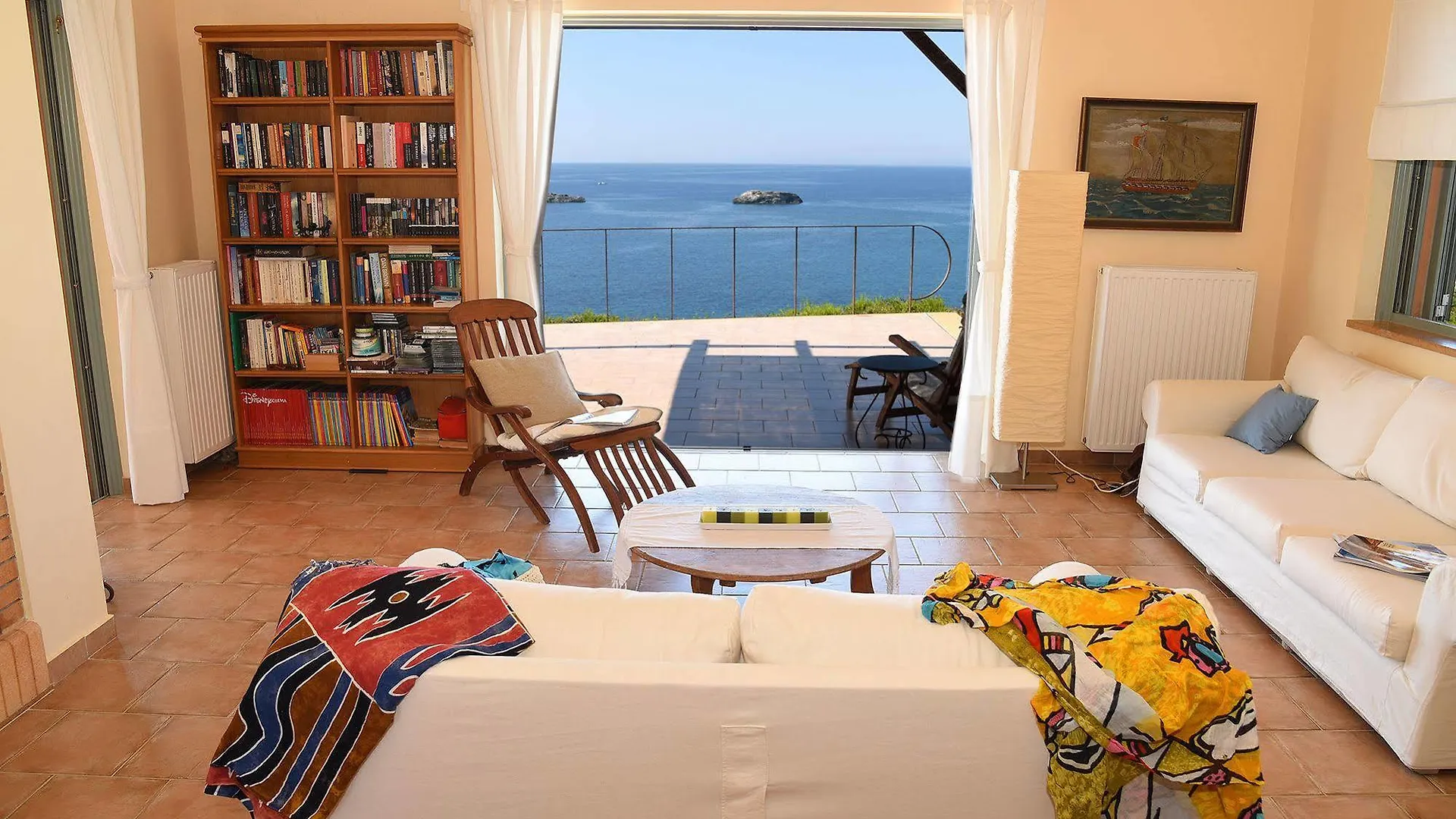 Absolute Villa By Stylish Stays Svoronata 4*,  Grécia